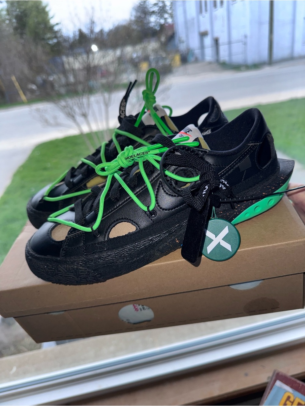 Nike/Off-White Blazer Low 'Black / Electro Green'
